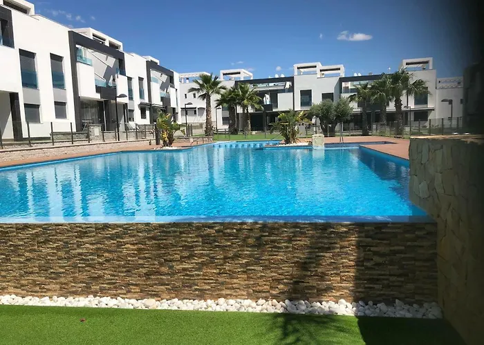 - Punta Prima Penthouse Oasis Vii 托雷维耶哈